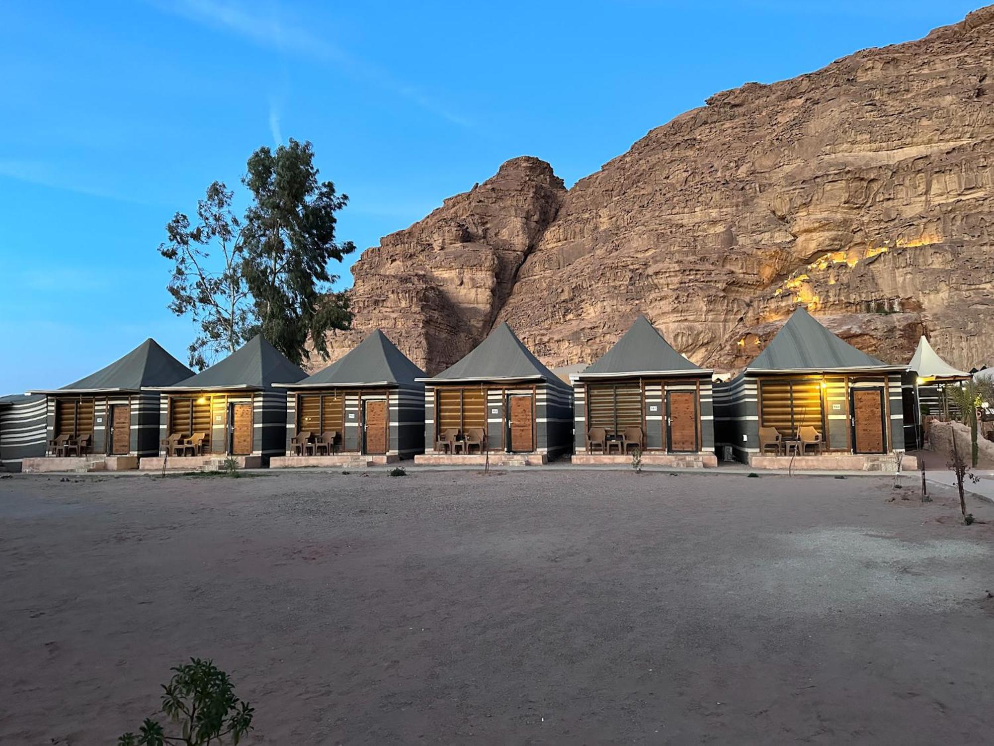 Hasan Zawaideh Camp Hotel Wadi Rum Exterior photo